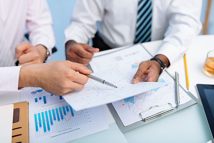 5 Reasons you need a Financial distributor